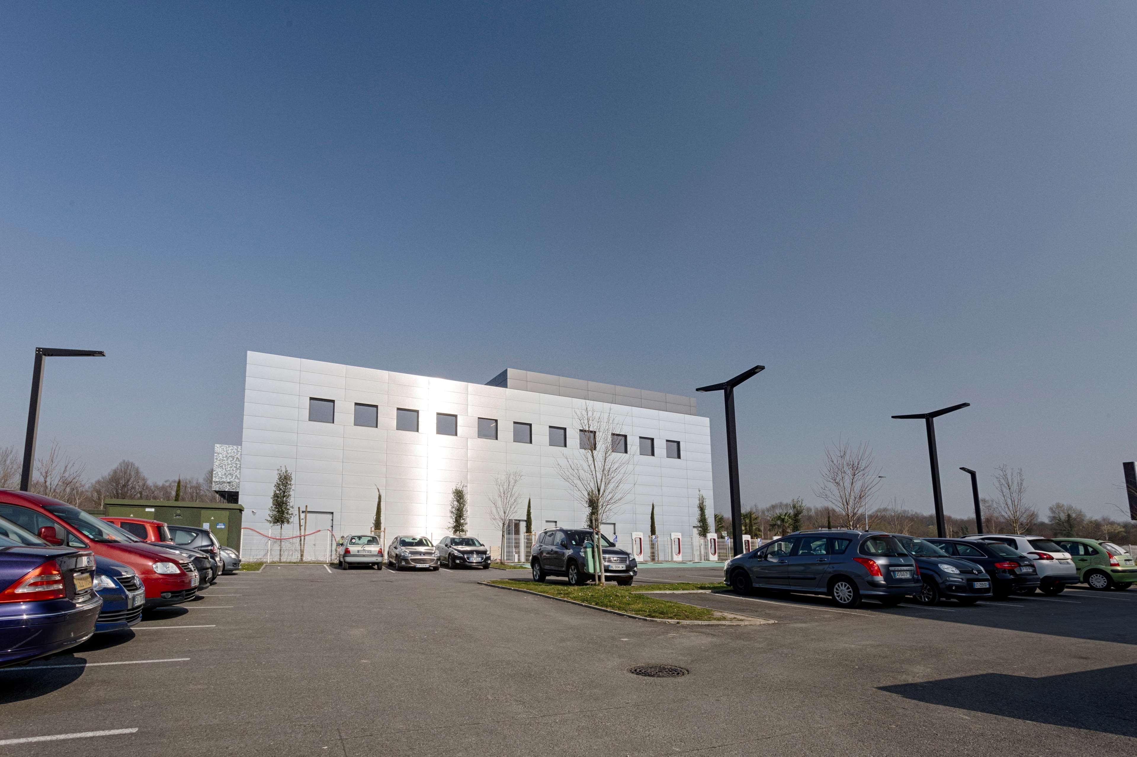 Kyriad Prestige Pau - Palais Des Sports Exteriör bild