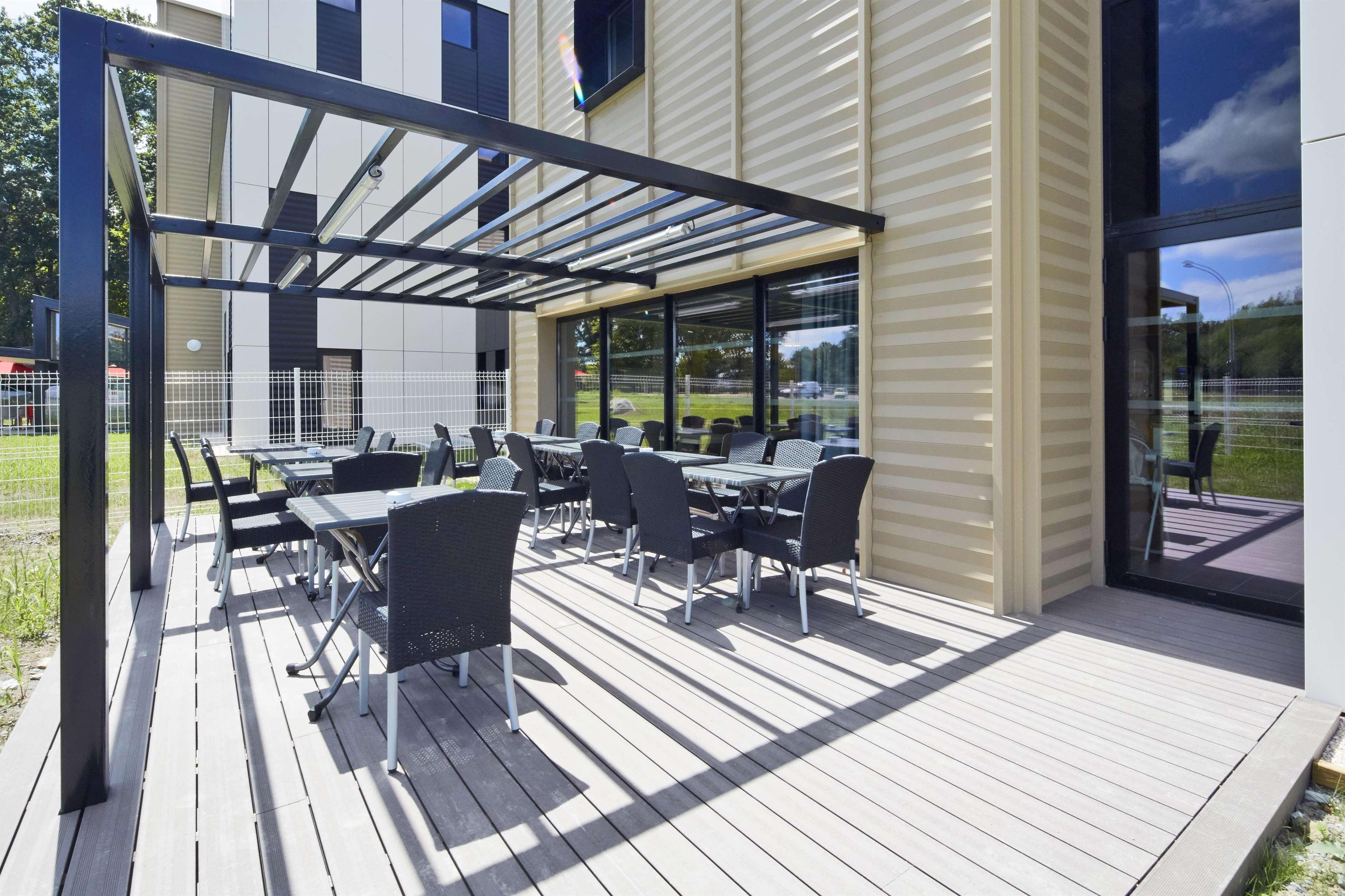 Kyriad Prestige Pau - Palais Des Sports Exteriör bild